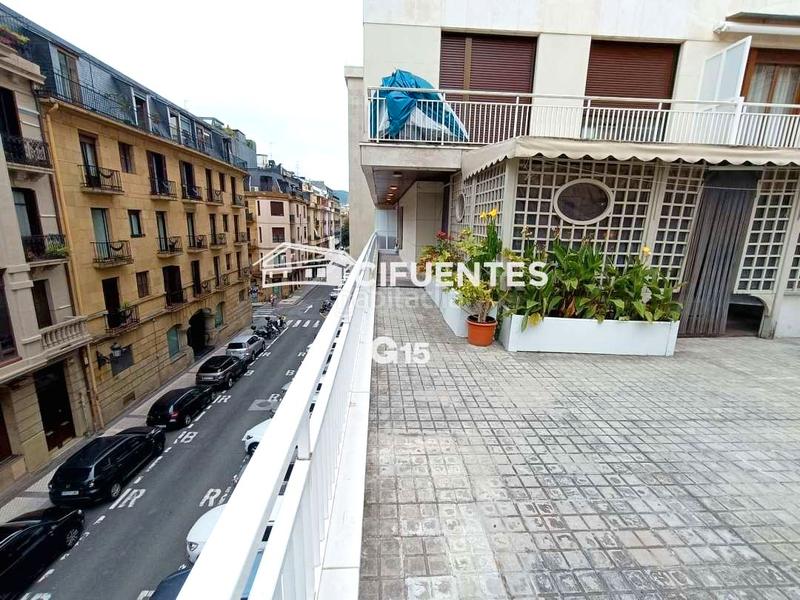 Foto ba1a0415-af61-44a2-9f37-2c28ae9ee474. Miete etagenwohnung mit heizung in Área Romántica Donostia - San Sebastián