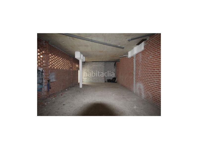 Foto be2673ed-73ee-4f04-9a63-d34e1c2cc172. Lloguer local comercial a Hernani