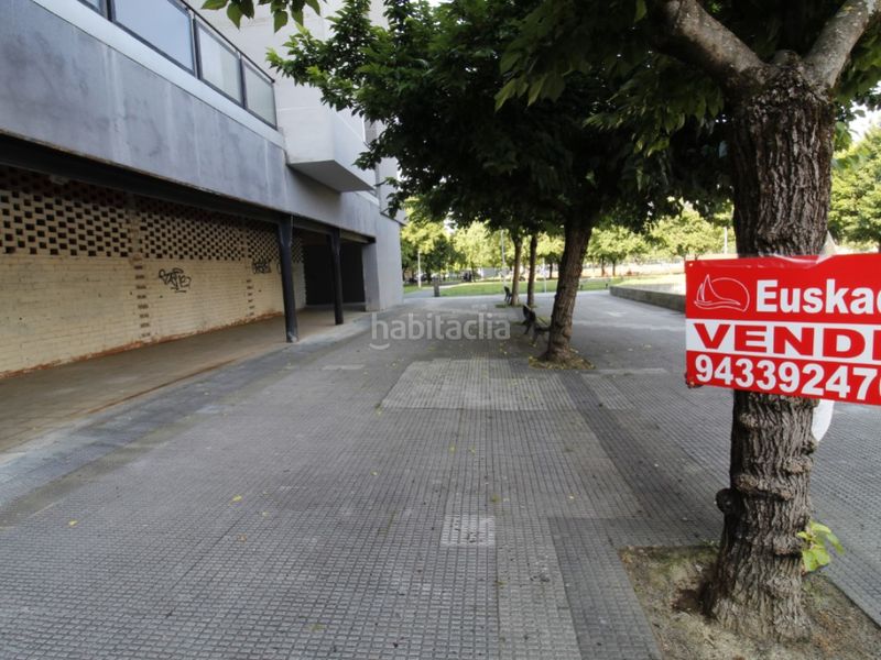 Foto 840531db-5757-44e8-904c-33b7df5f00ba. Local comercial a Hernani
