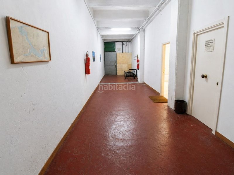 Foto e407c4b3-cf09-489f-8a95-5ce1f2a51c96. Oficina a Pasaia