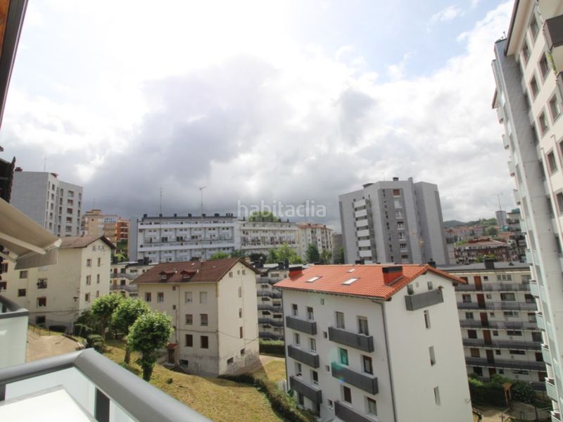 Foto 100afcdc-5e1a-481c-97d0-a443b029ba37. Pis a Pasaia
