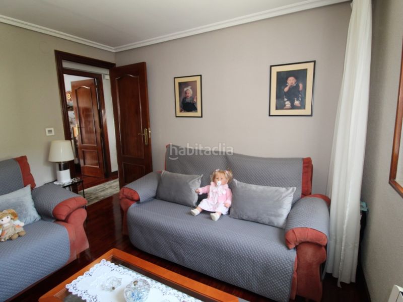 Foto 484e350b-2bd4-411b-8345-28b8857b1cc9. Pis a Pasaia