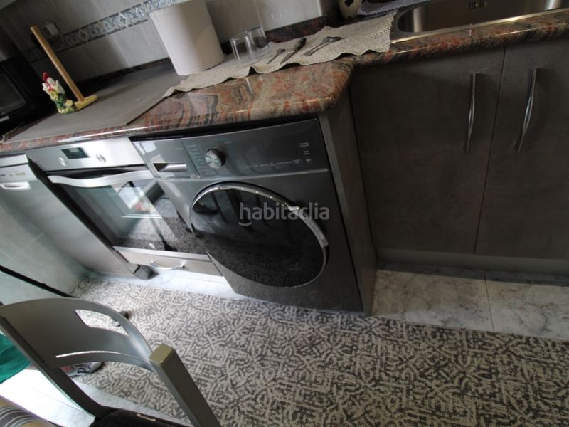 Foto 96fddcdb-f2e5-44a7-84d7-58cd2554ae8c. Pis a Pasaia