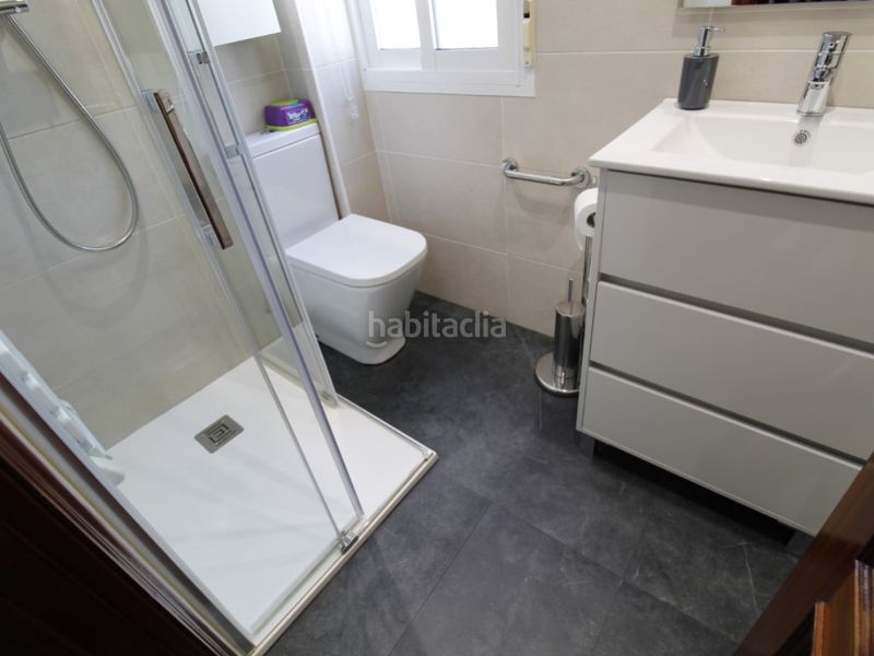 Foto afced1ac-d031-43ef-9d1e-60bd4600d065. Pis a Pasaia