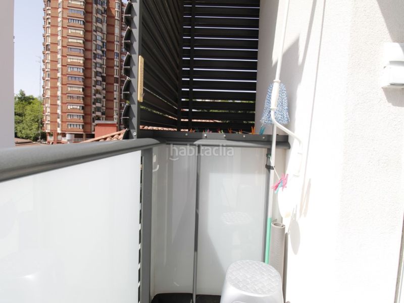 Foto b1df3ffd-0b65-4acd-bc9c-15746a531d0a. Pis a Pasaia