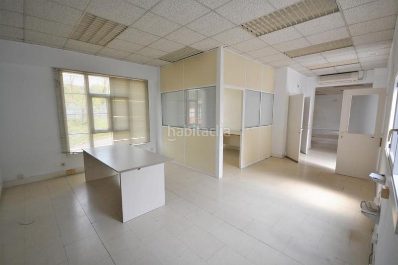 Foto f628d021-c049-4fc8-a39e-503191d724ec. Nau industrial a Lasarte - Oria