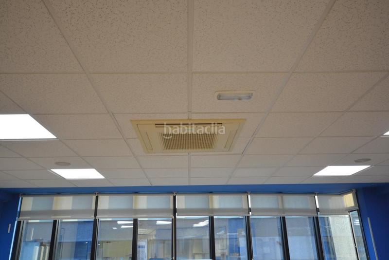 Foto 8994269b-9d02-49fb-bf30-366c4da9dad3. Oficina amb aparcament a Ibaeta Donostia - San Sebastián