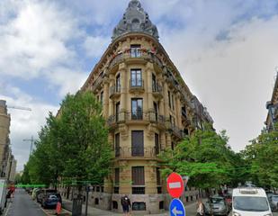 Pis  Larramendi kalea. Centro. larramendiprim tres dormitorios, exterior.