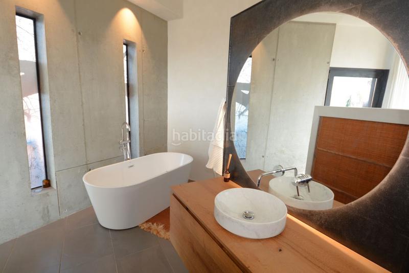 Foto a537d979-6f91-4d28-b2b4-3045933d8980. Casa amb calefacció aparcament piscina a Miramon-Zorroaga Donostia - San Sebastián