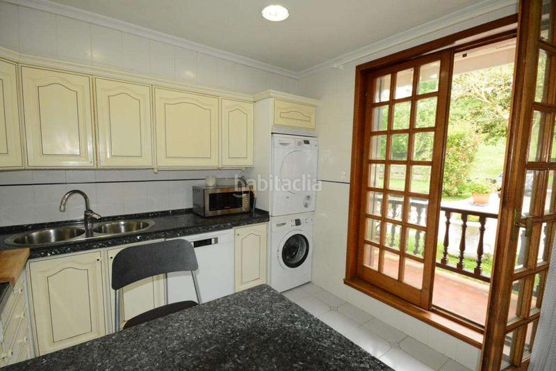 Foto 10e4abb8-a70c-43f1-8940-d618a4b205b2. House with heating parking in Igeldo Donostia - San Sebastián