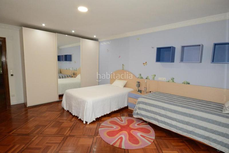 Foto 2ccc8756-7243-4384-a1f5-2f08392f985c. House with heating parking in Igeldo Donostia - San Sebastián