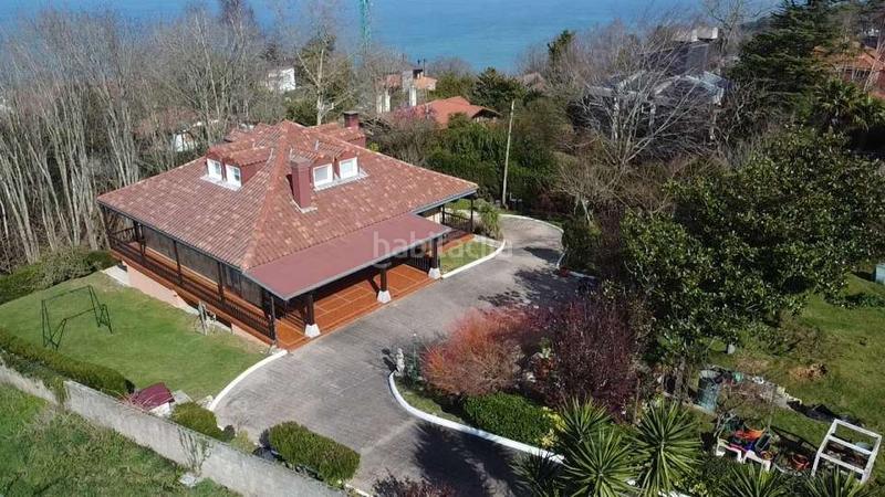 Foto b90bce81-b46e-430e-a762-46fc79cb94df. House with heating parking in Igeldo Donostia - San Sebastián