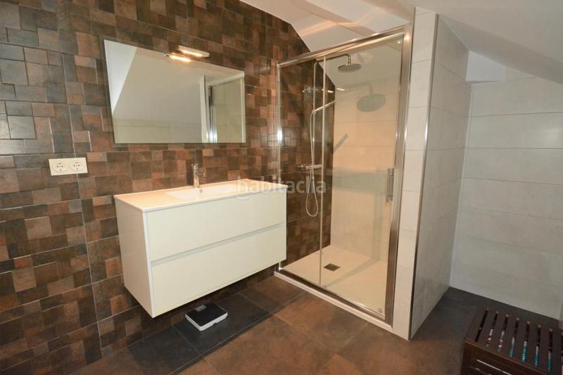 Foto c951be15-4370-4ae4-8597-7e365f401ab8. House with heating parking in Igeldo Donostia - San Sebastián