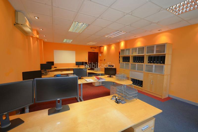 Foto 0275f812-e759-4466-a18a-75c455445cf3. Oficina amb calefacció aparcament a Ibaeta Donostia - San Sebastián