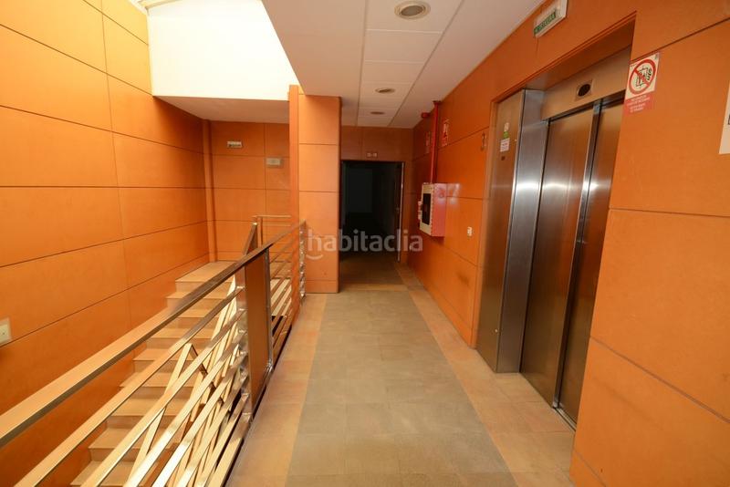 Foto 743d8458-dc41-4934-abea-fc9aed1cadf3. Oficina amb calefacció aparcament a Ibaeta Donostia - San Sebastián