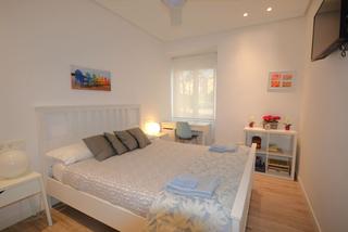 Pis  Avenida de zarautz. Avda. de zarautz. 4 habitaciones con licencia turstica. junto a