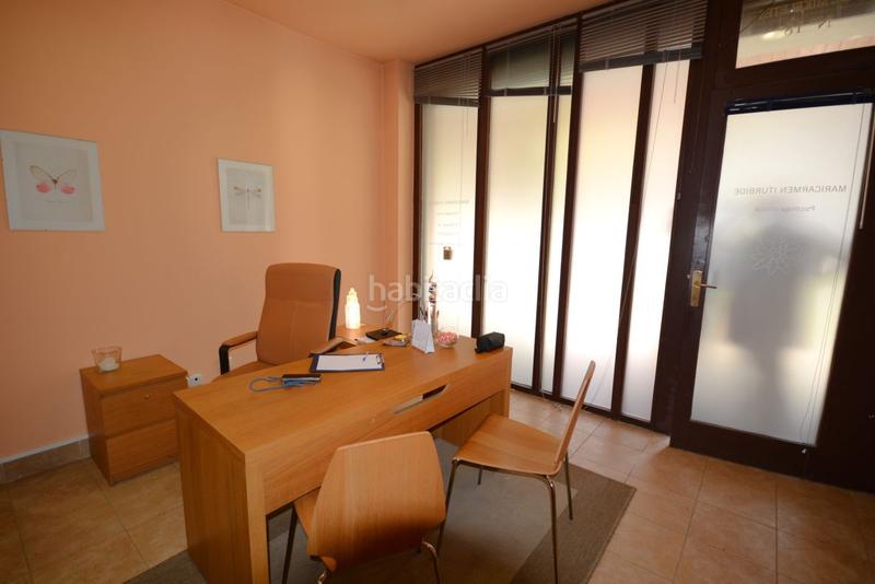 Foto c52281a2-dc55-4861-a163-46a227ff3e72. Rent business premise in Antiguo Donostia - San Sebastián