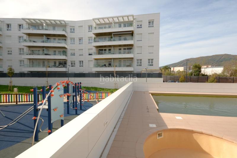 Foto db47c585-6d7d-4835-9c3e-58f9724c76e2. Pis amb calefacció aparcament piscina a Pinar - Anaka - Belaskoenea Irun