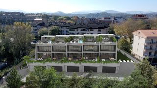 Chalet en Egia. Cima-alto maestro arb�s. New building