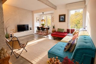 Flat in Antso Jakituna Hiribidea