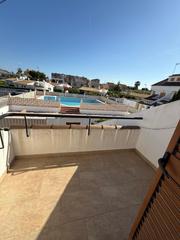 Casa adossada  Carrer gesmills. Adosado en playa de gato monts, almard (sagunto)