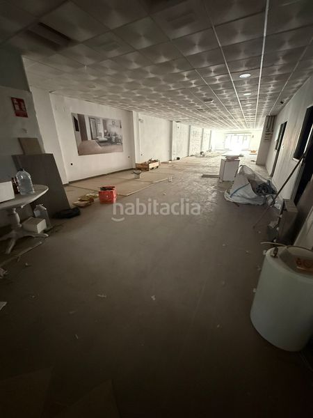 Foto 2e70be10-48f6-4a16-acb5-16c655d8f33b. Local comercial a Avenida de Abril-9 de Octubre Sagunt