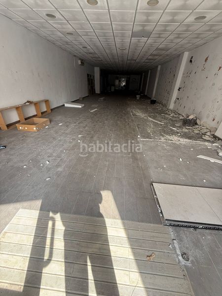 Foto d028fbdf-658e-44a1-9d74-f0ae3bcfedda. Local comercial a Avenida de Abril-9 de Octubre Sagunt