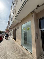 Lloguer Local Comercial a Nuevo Centro. Espectacular local en avenida 9 de octubre