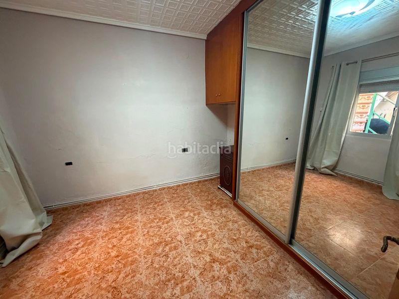 Foto a5db14d0-aa3d-4f41-b880-6749cdf57f73. Casa a Avenida de Abril-9 de Octubre Sagunt