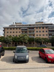 Appartement à El Baladre. Pisazo enfrente del lidl