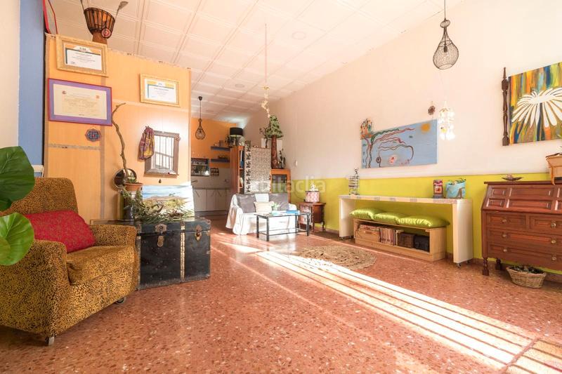 Foto 1b937b63-be8a-428b-abf7-f4da78da24e6. Local comercial en carrer quinze 27 local ideal para cualquier negocio en Tarragona