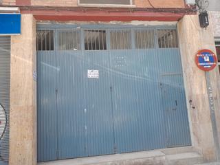 Lloguer Local Comercial a Carrer dels caputxins 18. Local  ideal para cualquier negocio