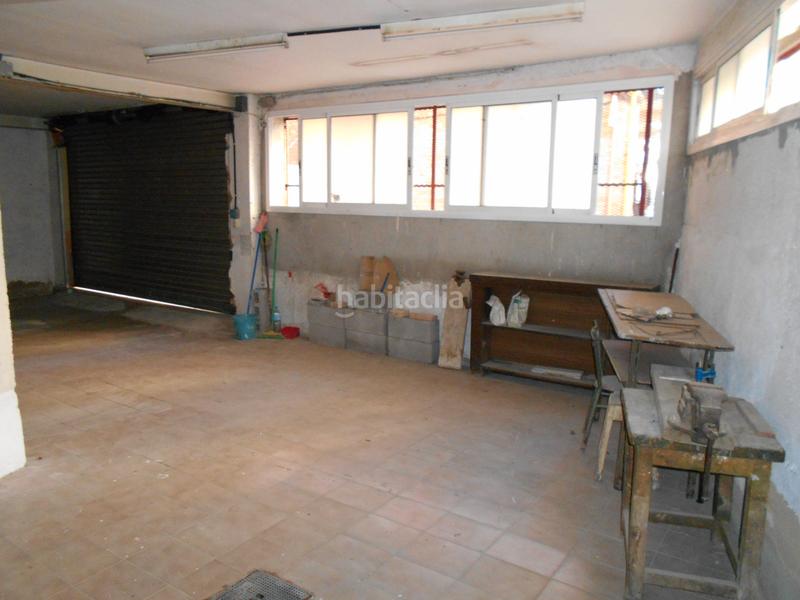 Foto b564dd8f-afdd-4eec-a15a-732563dd910e. Local commercial dans avinguda catalunya 28 dans Eixample Tarragona