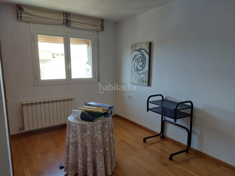 Foto eb488bac-ca14-43e4-aa55-ab25f184a85e. Casa adosada encantadora casa en la zona del colegio "sant josep" en Tàrrega