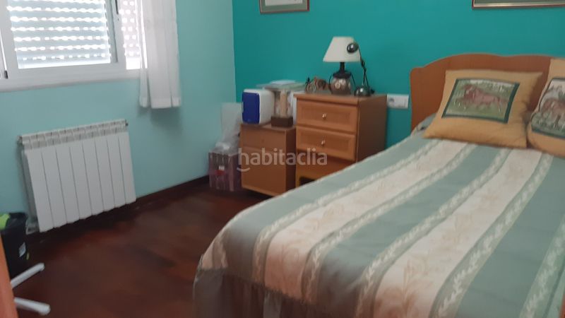 Foto f11c0789-983d-49e2-a2ba-5471773192c4. Casa aparellada amb xemeneia calefacció aparcament piscina a Tàrrega