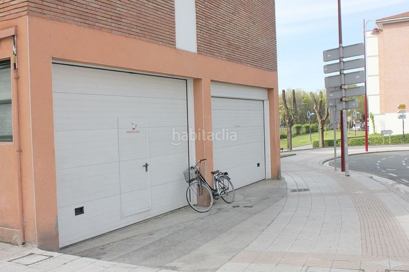 Foto b0066a11-8115-4104-914e-d84f64c8ca7b. Local comercial a Zarautz