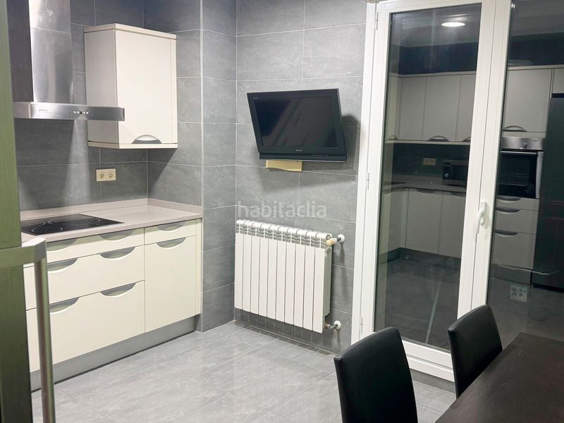 Foto 4f6c203b-5f71-42e7-85d4-6764e65367fb. Casa adossada amb calefacció a Aia
