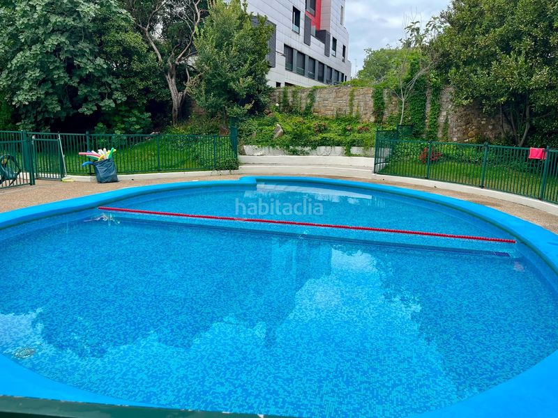 Foto 8350bcb8-2ad2-429b-acfc-903ace23d1bd. Estudi amb piscina a Zarautz