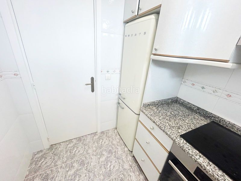 Foto e81d6063-5352-482c-89a1-989c67f01449. Estudi amb piscina a Zarautz