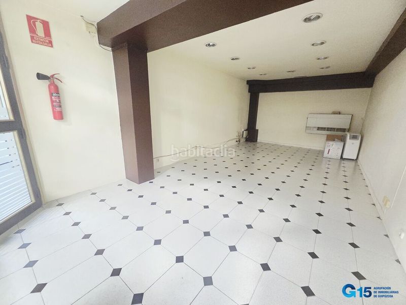 Foto 2b25d67f-e583-4b37-ab4f-fffbad4aca3b. Rent business premise in Centro Errenteria
