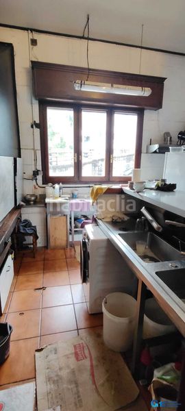 Foto ed87096b-c271-44a6-bbc9-88591c4909ea. Nau industrial a Oiartzun