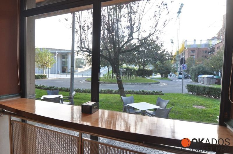 Foto 43225dbd-da32-454d-98df-6fa02ff6fcdb. Local comercial en herriko plaza 11 en Pasaia