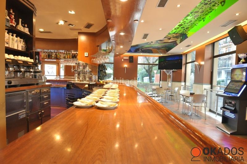 Foto 927f8c6c-7b86-44ba-ab41-870aa16fd3e3. Local comercial en herriko plaza 11 en Pasaia