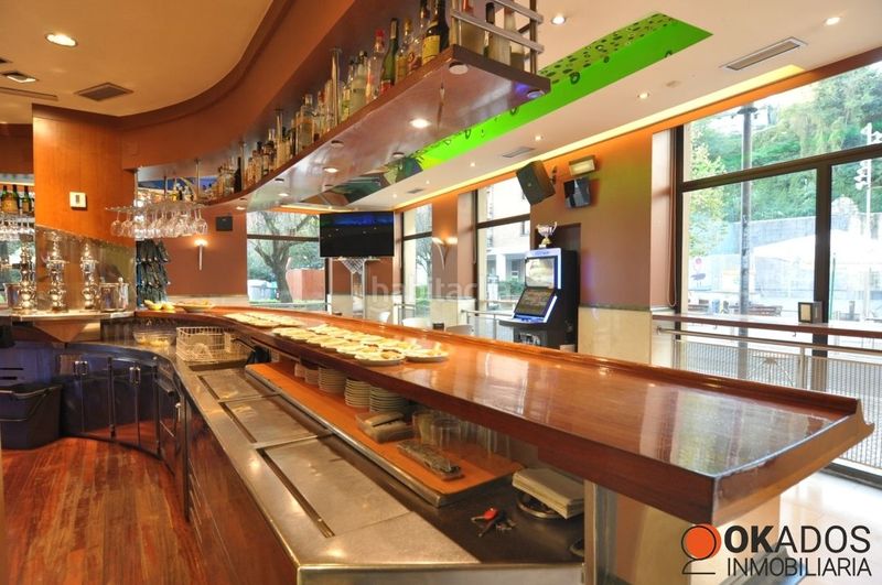 Foto a5bf2312-25d3-42d3-b359-8224016cca1d. Local comercial en herriko plaza 11 en Pasaia