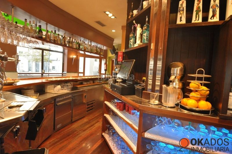 Foto c015cc21-1451-4d0a-9460-1668fa9a7bc1. Local comercial en herriko plaza 11 en Pasaia
