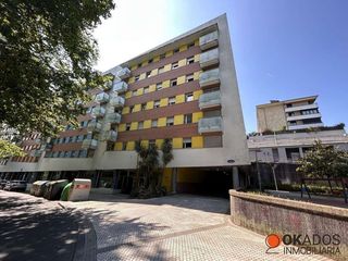 Aparcament cotxe a Macondo Kalea 16