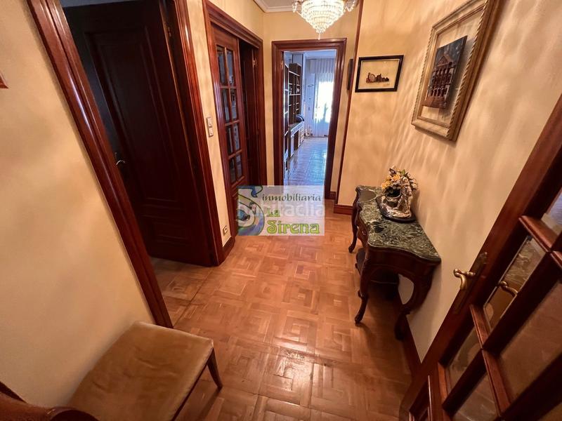 Foto 8eeccd63-7e78-4b56-bbce-7960b1cd1e79. Piso en calle república argentina 3 en Centro Castro - Urdiales