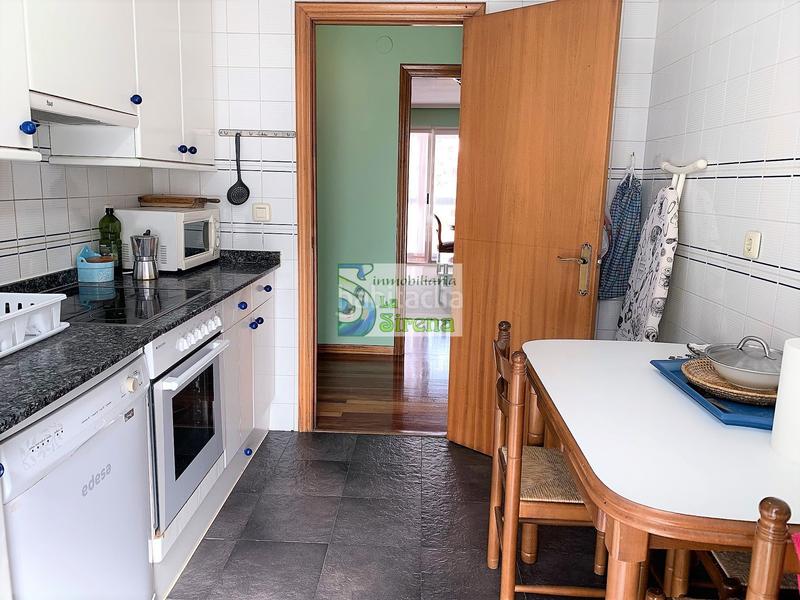 Foto 1c8bfe7b-6cf8-451a-9b68-73091dc738fc. Rent flat with heating parking pool in Centro Castro - Urdiales