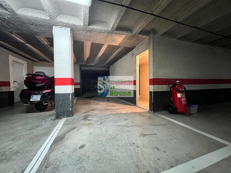 Foto f998d46f-a06d-4040-a65e-258355f7252f. Parking voiture dans Cotolino Castro - Urdiales