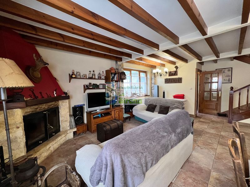 Foto 38e73dcd-24c0-4c07-9671-4bdb38b31ba3. Casa amb calefacció aparcament a Guriezo